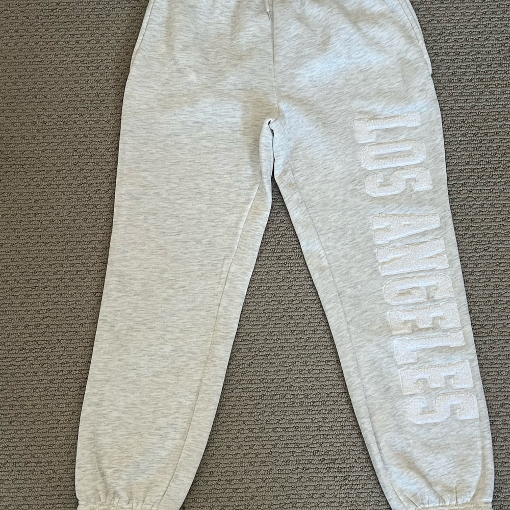 Light Gray Kids Joggers with "Los Angeles" Side Text